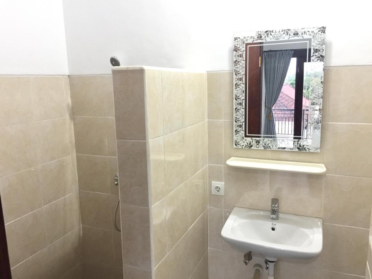 Taman Ratih Guest House Canggu  Bagian luar foto